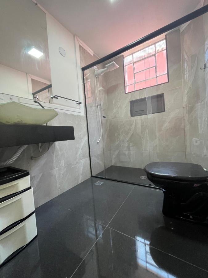 Apartamento Apartamento No Guaruja, Praia Pitangueiras, 2 Dormitorios, Reformado. *