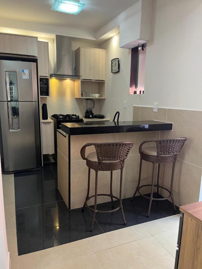 Apartamento No Guaruja, Praia Pitangueiras, 2 Dormitorios, Reformado. Apartamento *